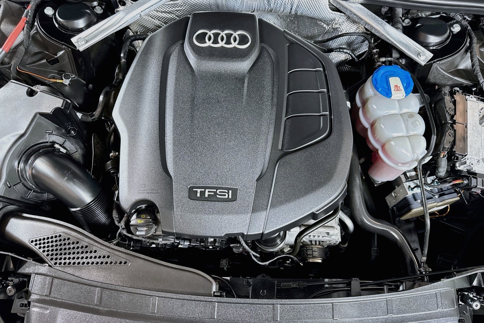 Used 2017 Black Audi Premium image 29