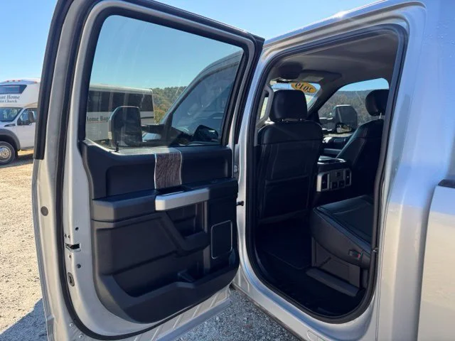 Used 2019 Silver Ford Lariat image 17