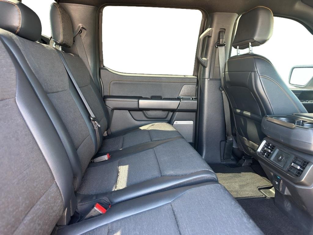Used 2025  Ford Tremor image 7
