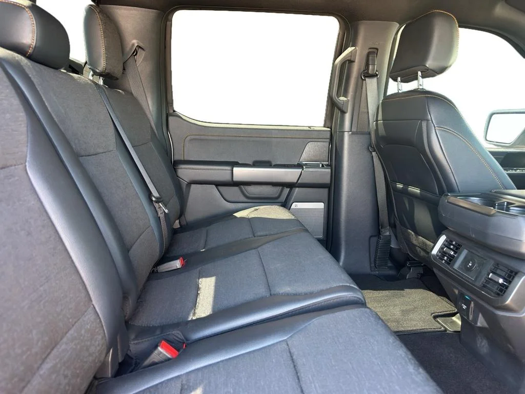 Used 2025  Ford Tremor image 4