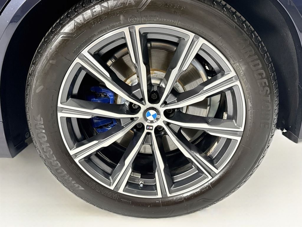 Used 2021 Carbon Black Metallic BMW xDrive45e image 31