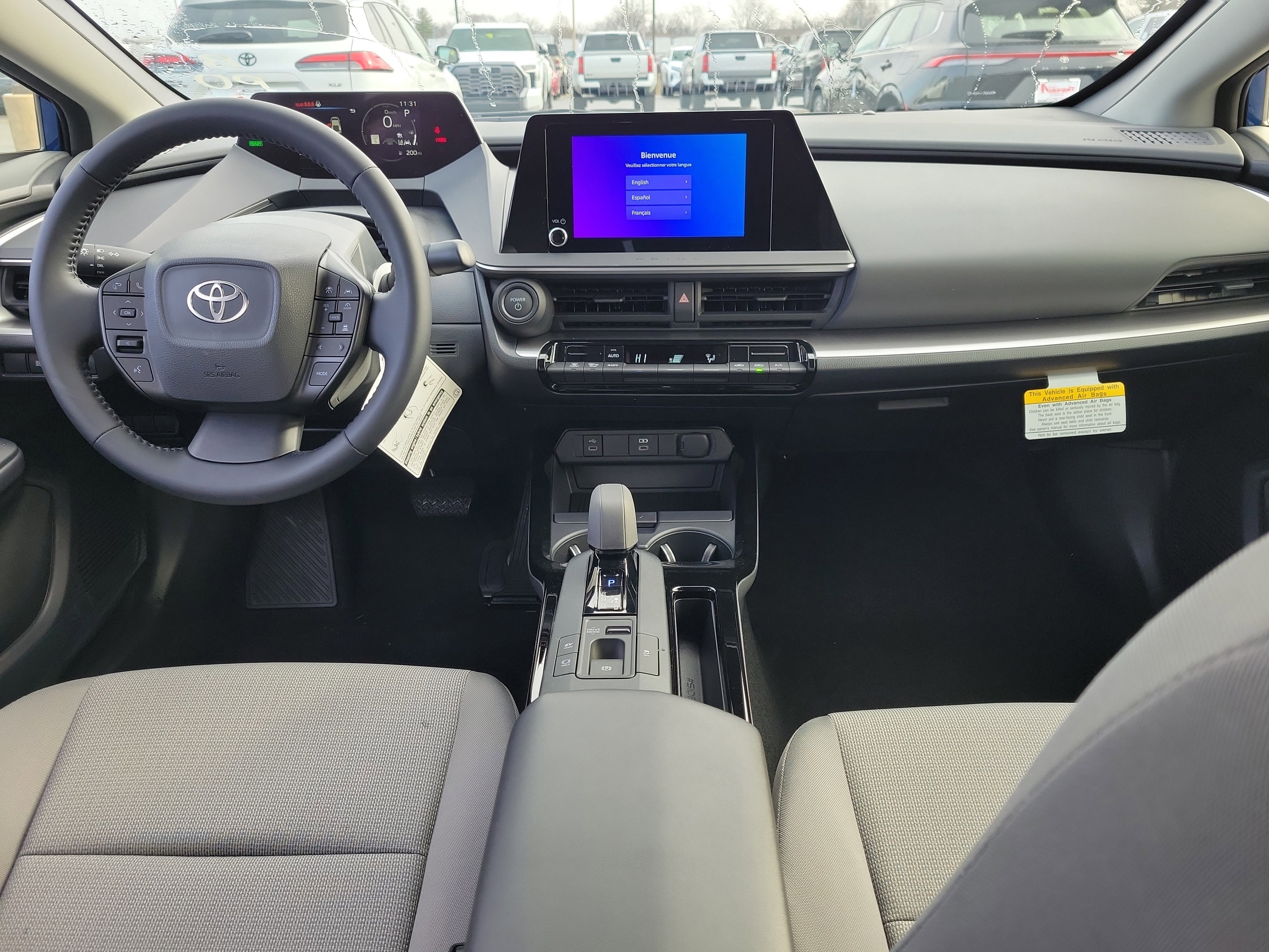 2026 Toyota Prius LE - Photo 9