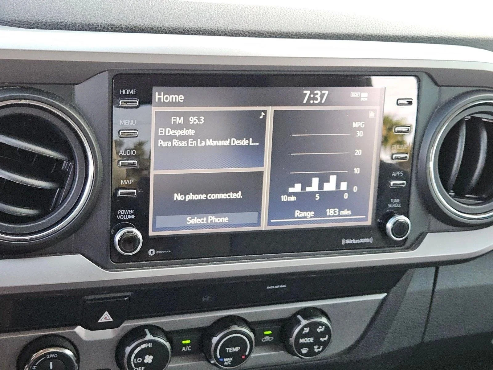 Used 2020 Cement Toyota SR5 image 13
