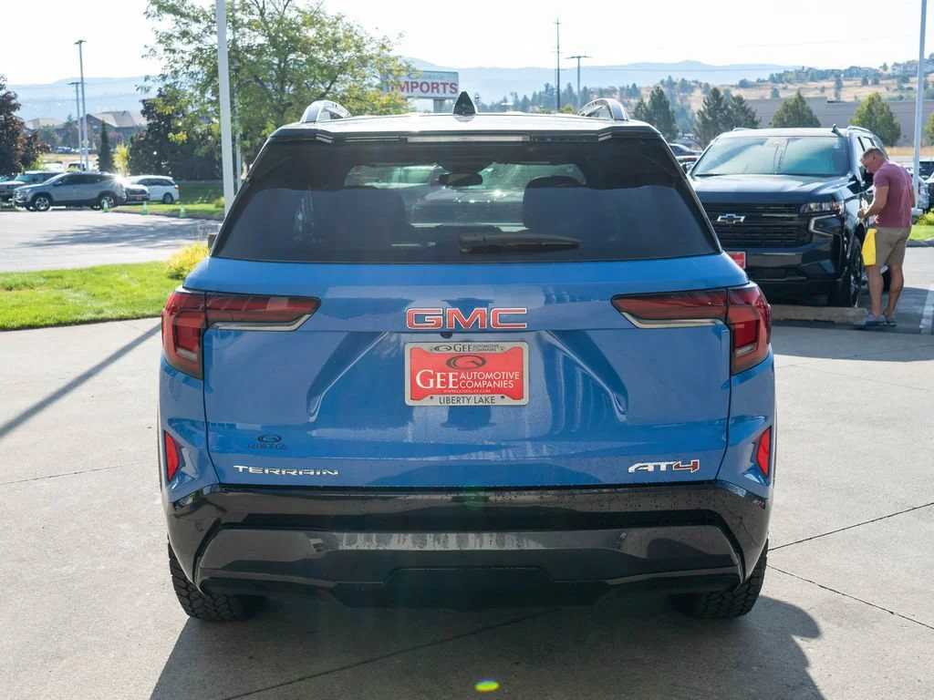 2026 GMC Terrain AT4 - Photo 6