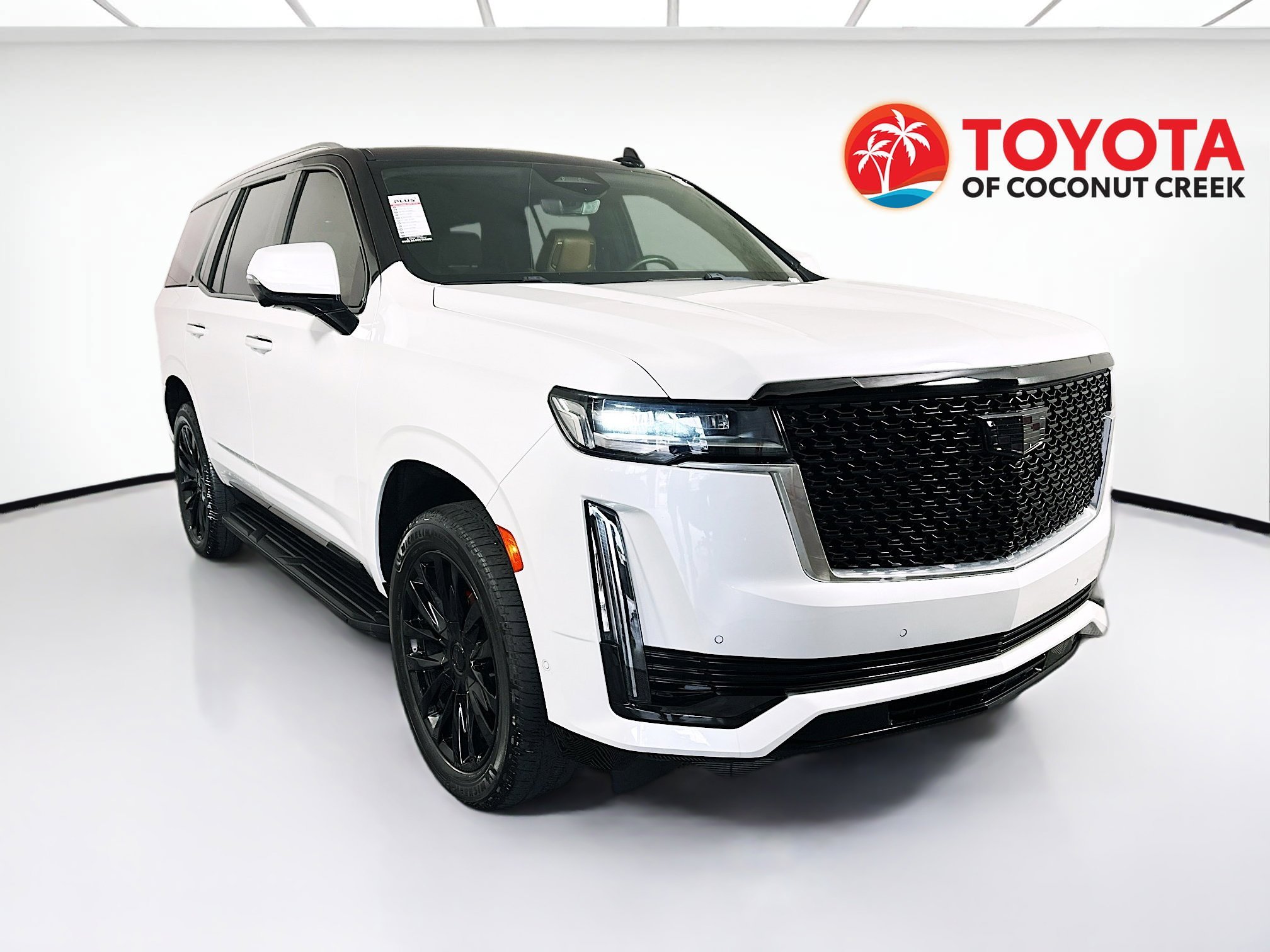 2021 Cadillac Escalade thumbnail 3