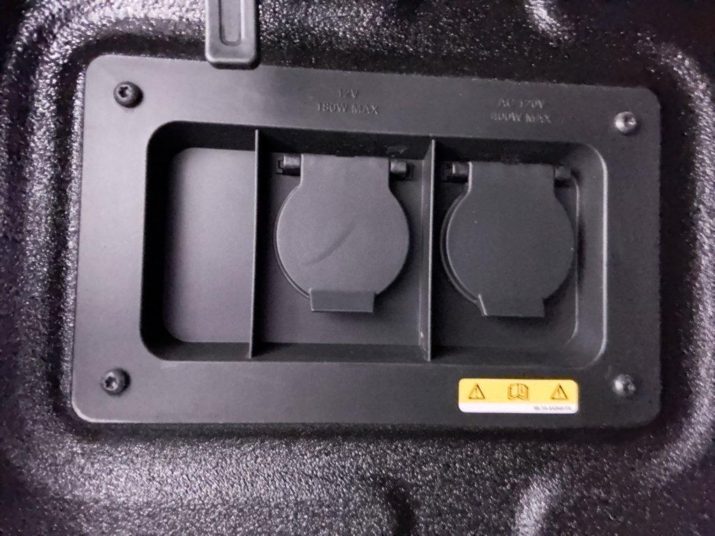 Certified Used 2024 Carbonized Gray Metallic Ford XLT image 9