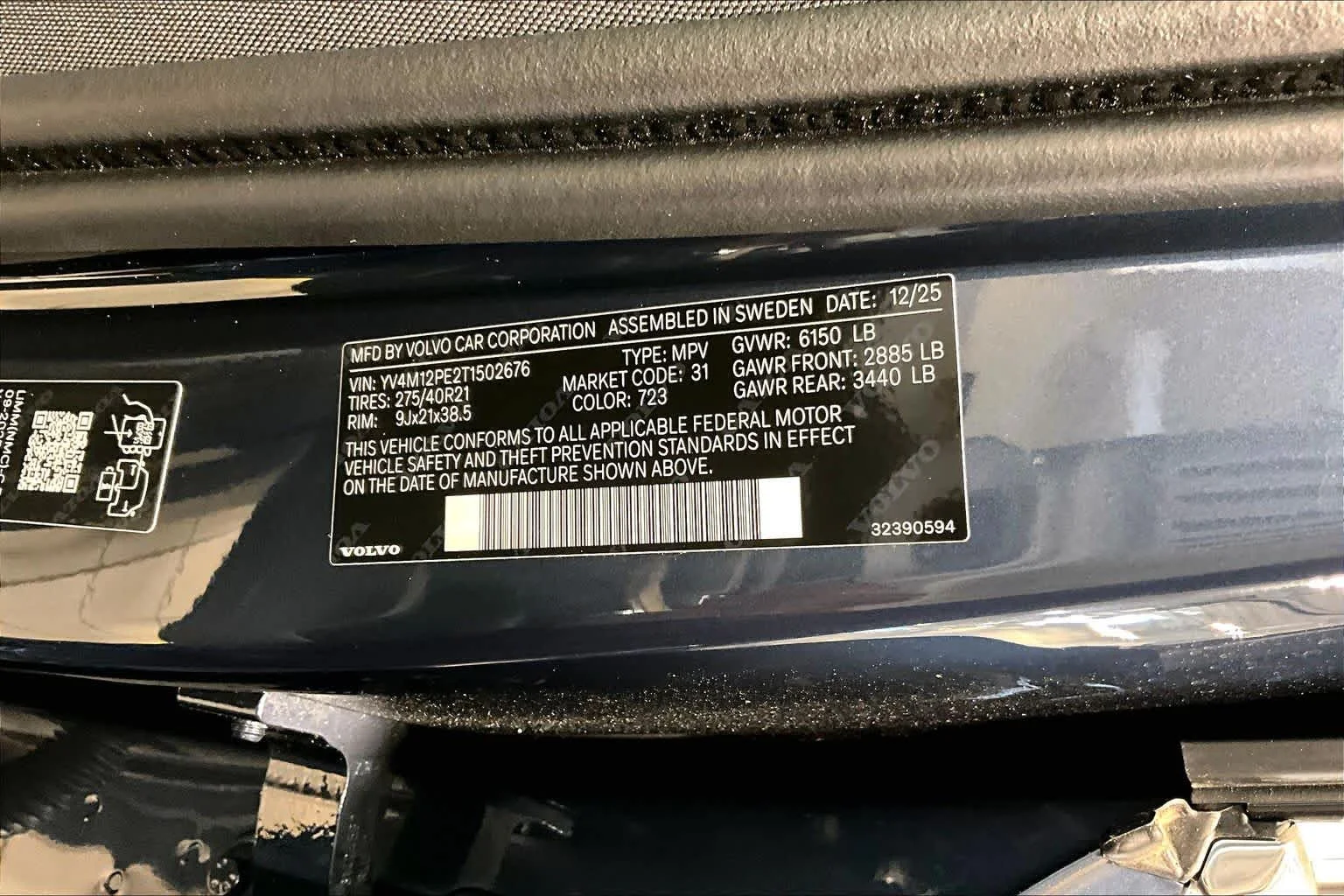 New 2026 DENIM BLUE Volvo Plus image 12