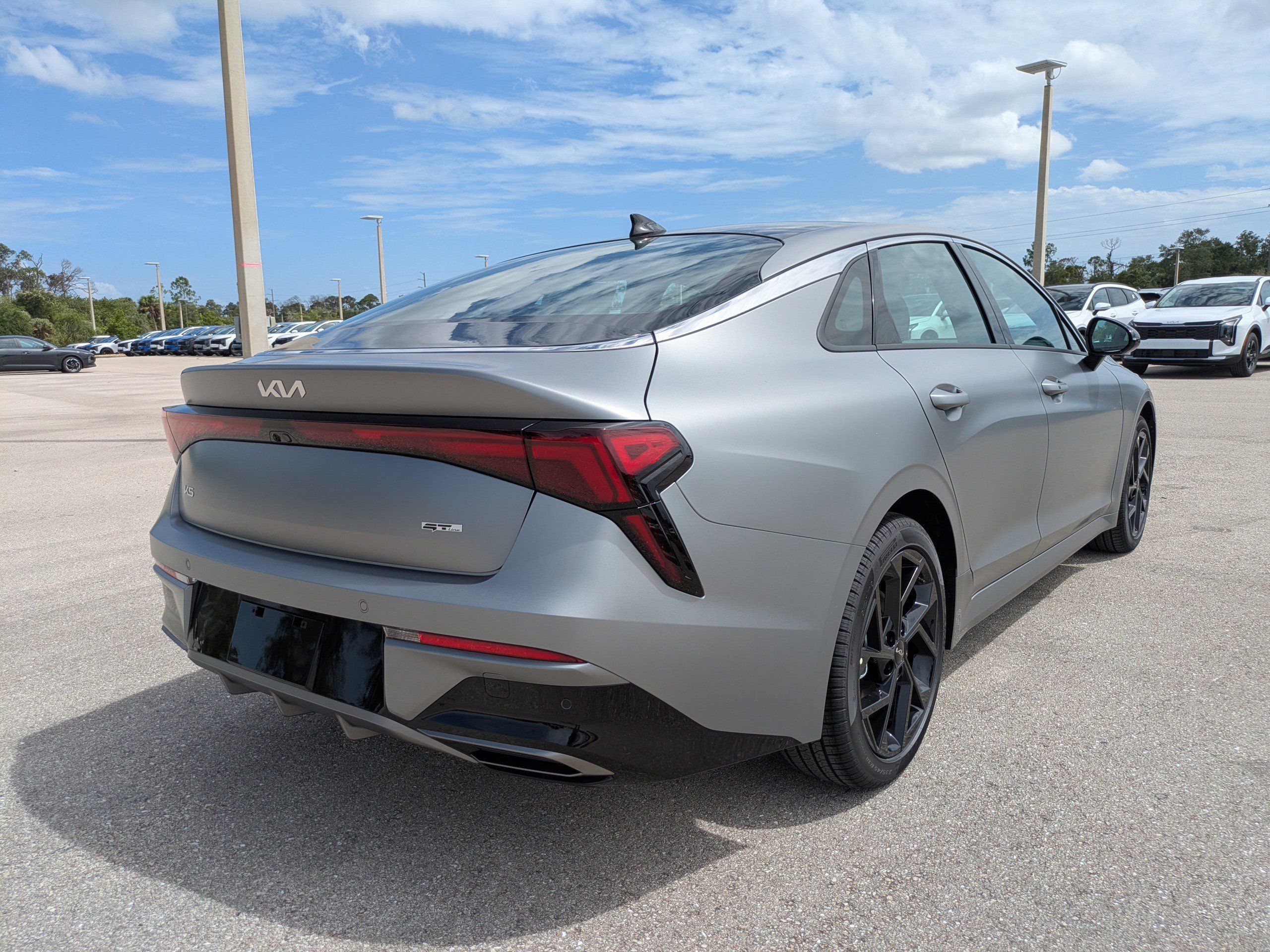New 2026 Steel Matte Gray Kia GT-Line FWD image 4