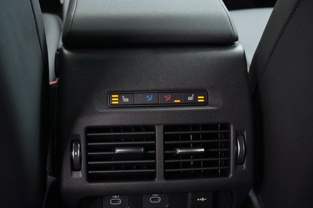 2026 LAND ROVER DISCOVERY SPORT - Image 28