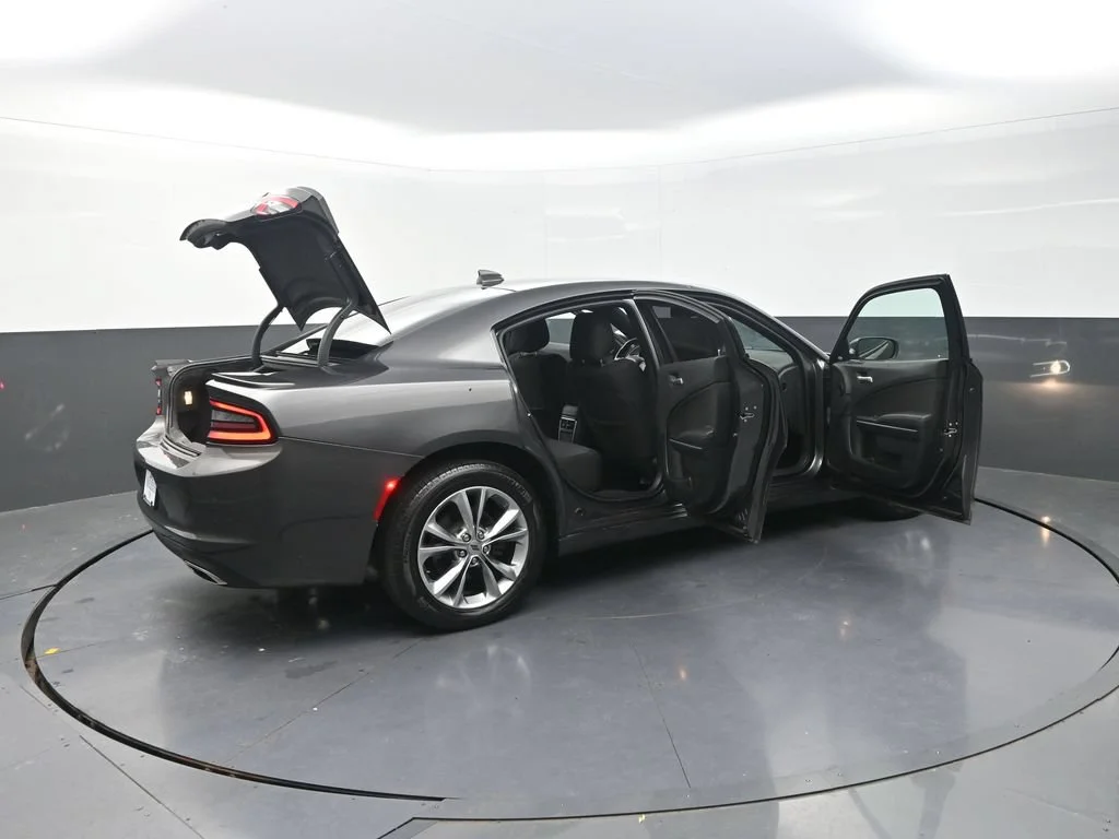 Used 2020 Gray Dodge SXT image 38