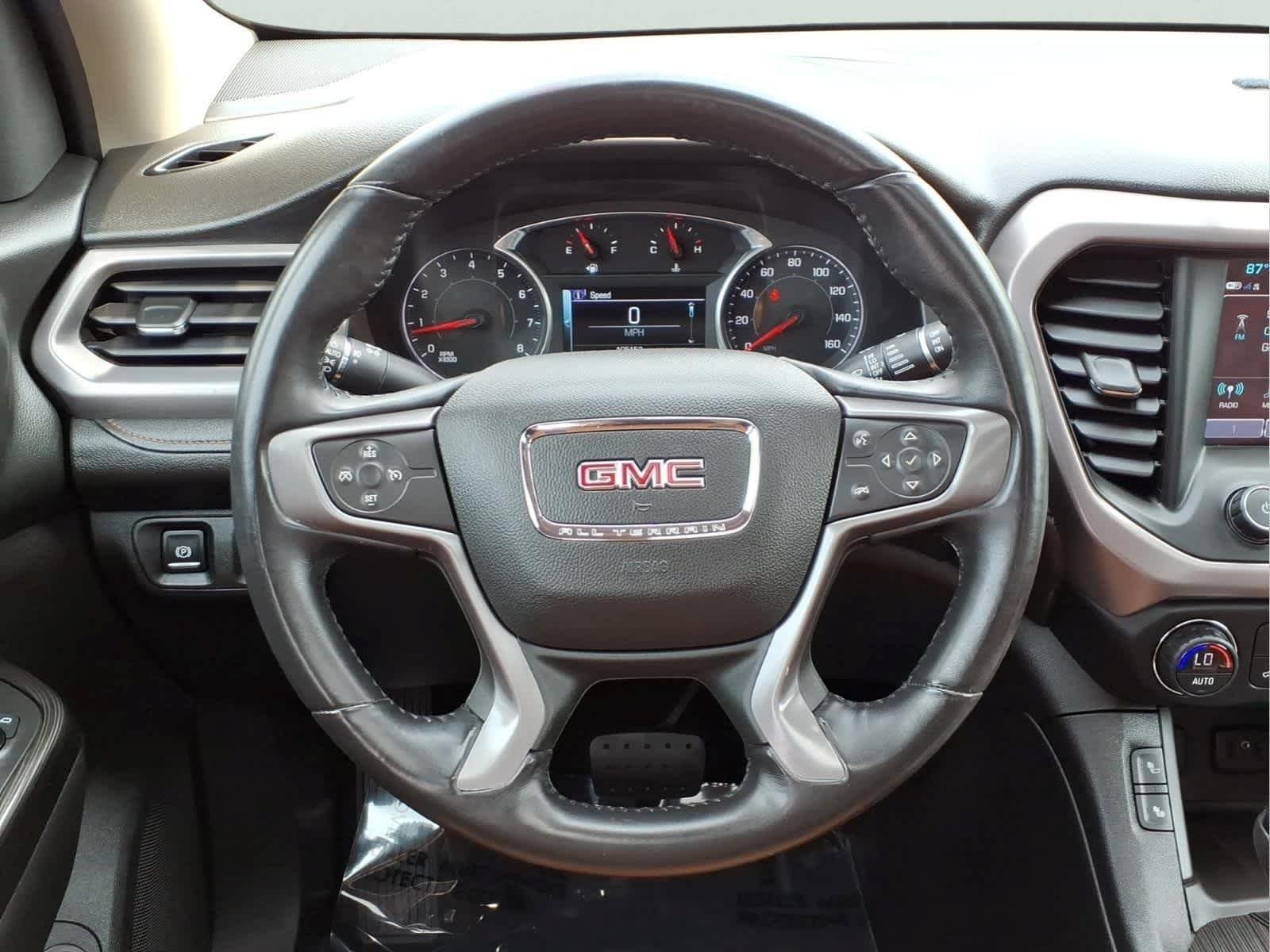 Used 2018 Crimson Red Tintcoat GMC SLT image 19