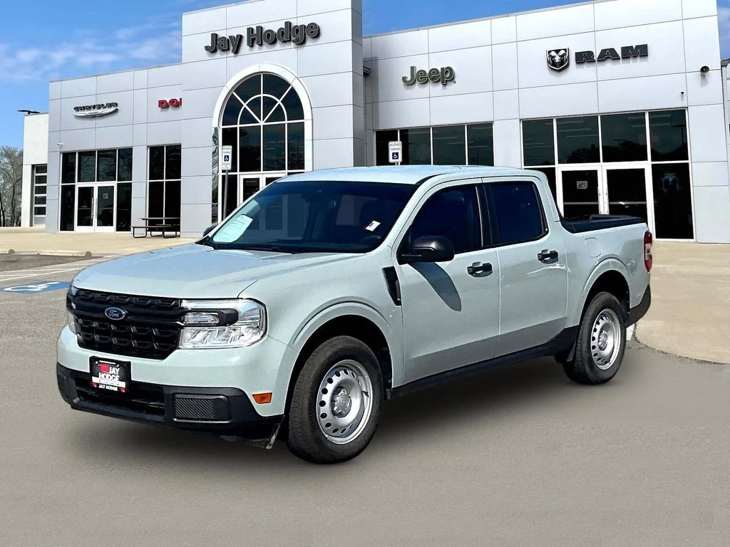 Used 2024 Green Ford XL image 3