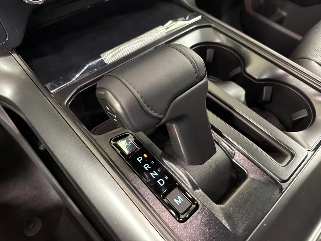 New 2026 Gray Ford Lariat image 27
