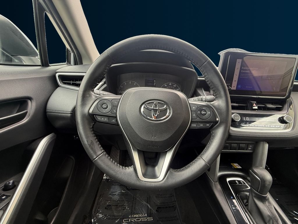 Used 2023 Silver Toyota LE image 13