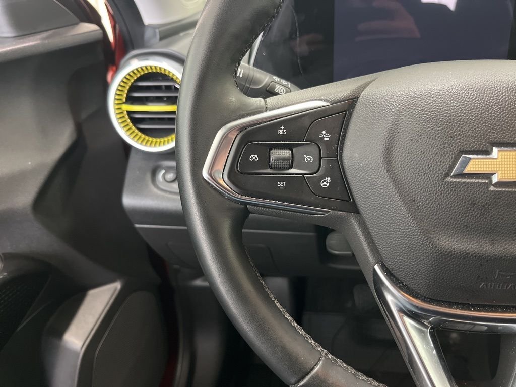 2024 Chevrolet Trax LT - Photo 6
