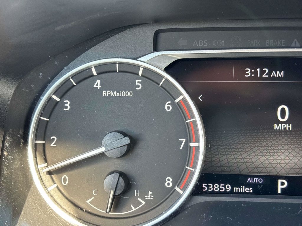 Used 2023 Red Nissan S image 19