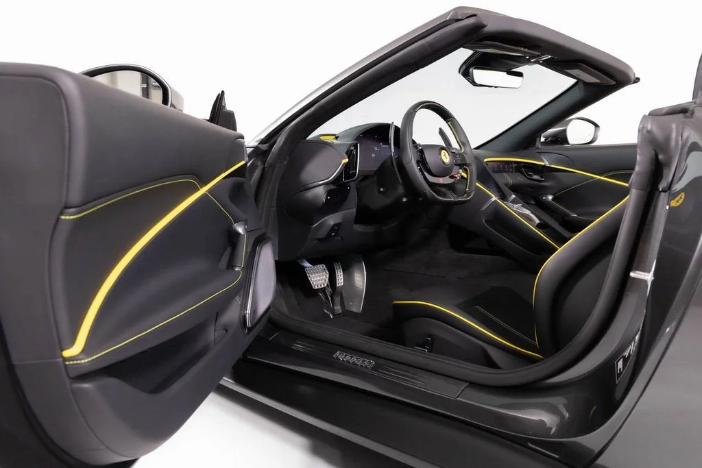 Used 2025 Grigio Silverstone Ferrari Base image 28