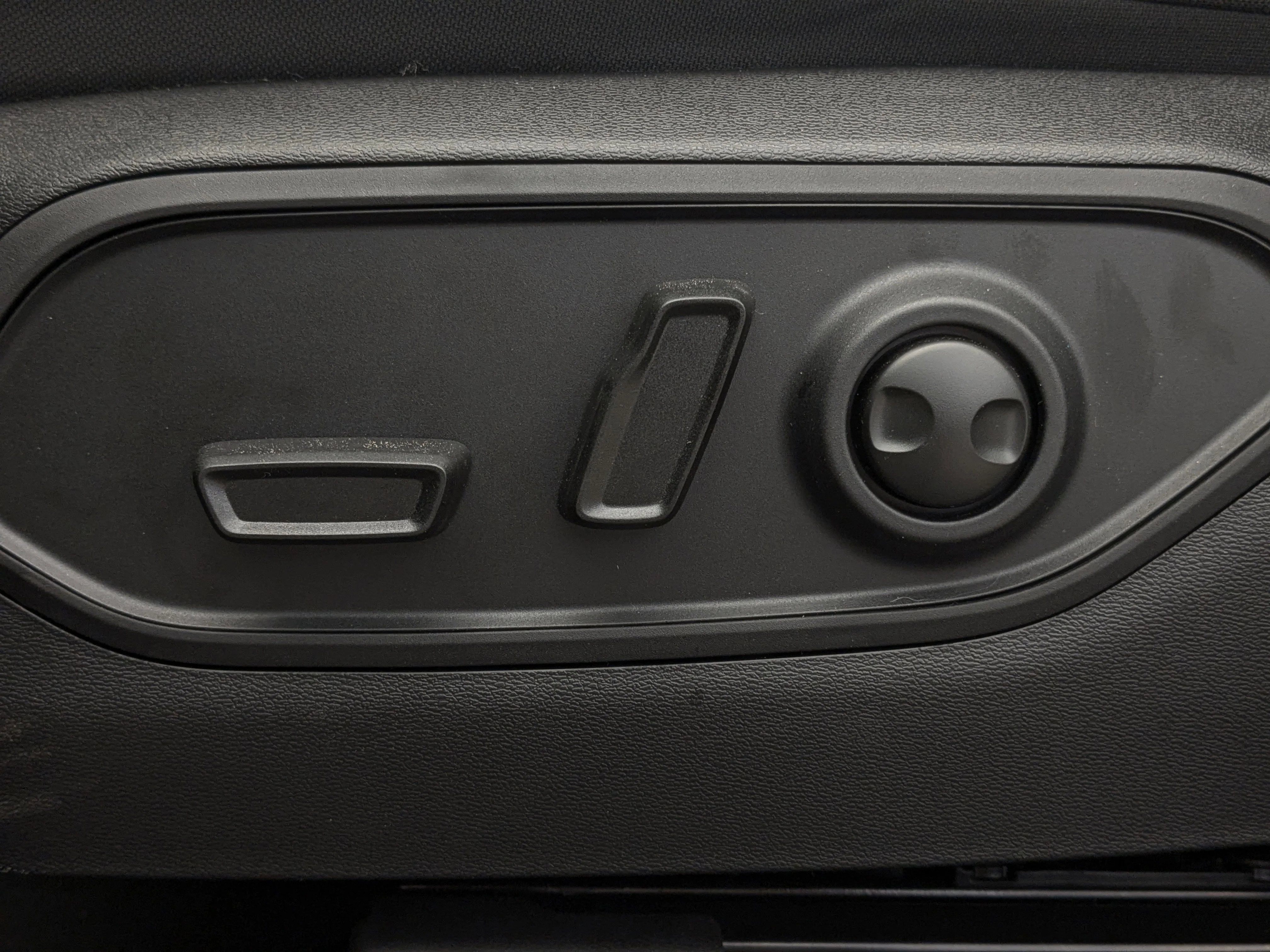 New 2026 41 Jeep Laredo - - Mopar Interior Protection Pkg - Compact Spare Tire - Customer Preferred Pkg 23F & More image 14