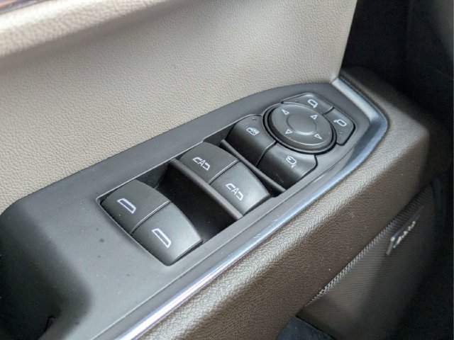 Used 2022 Titanium Rush Metallic GMC SLT image 22