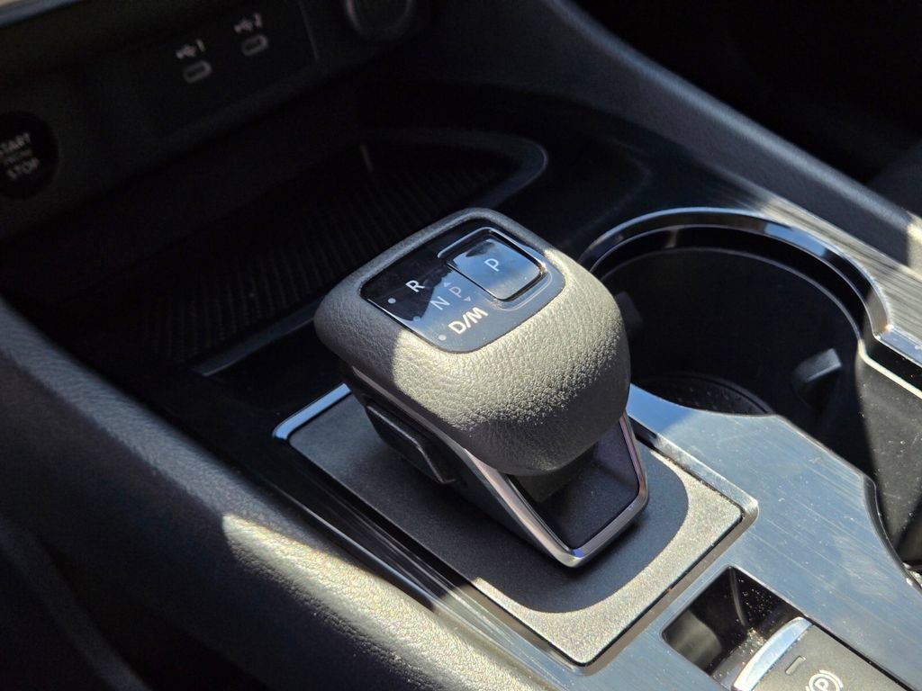 Used 2024 Glacier White Nissan S image 6