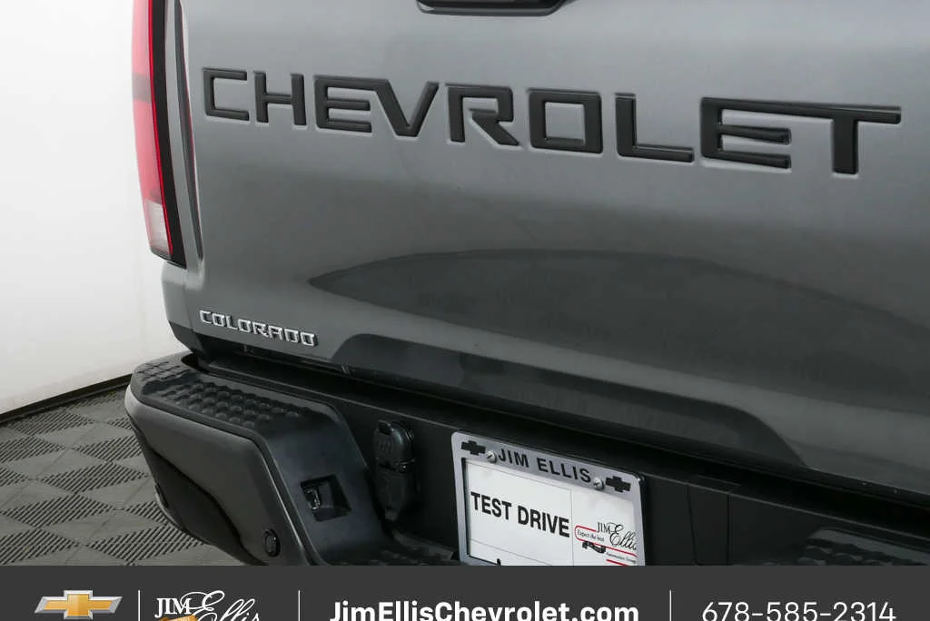 2026 Chevrolet Colorado Z71 - Photo 33