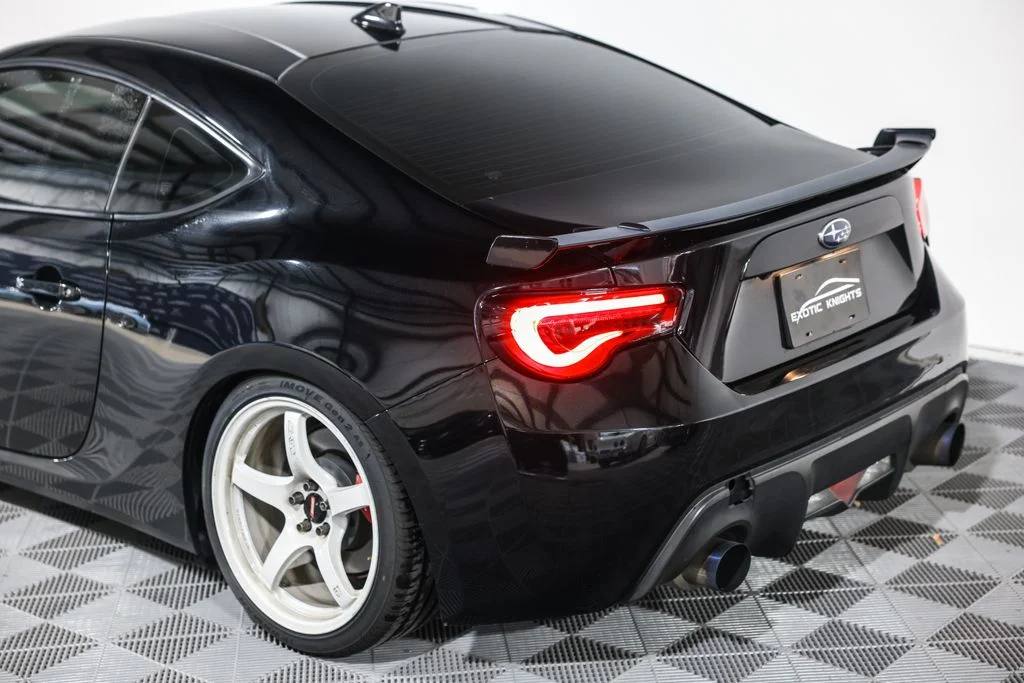 Used 2018 Black Subaru Limited image 17
