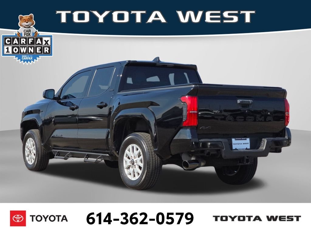 Used 2025 Black Toyota SR5 image 9