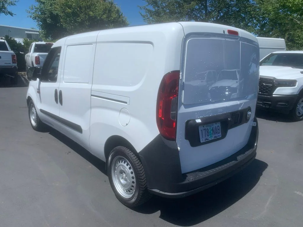 Used 2021 Bright White Ram Tradesman image 2