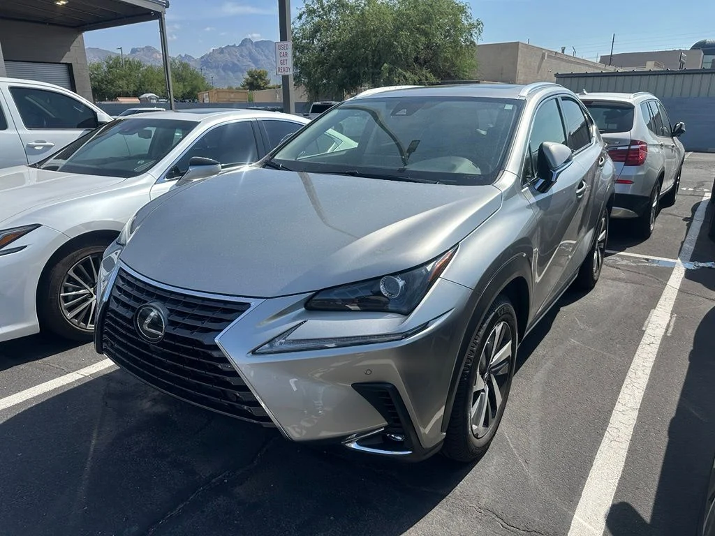 Used 2020 Silver Lexus 300 Base image 7
