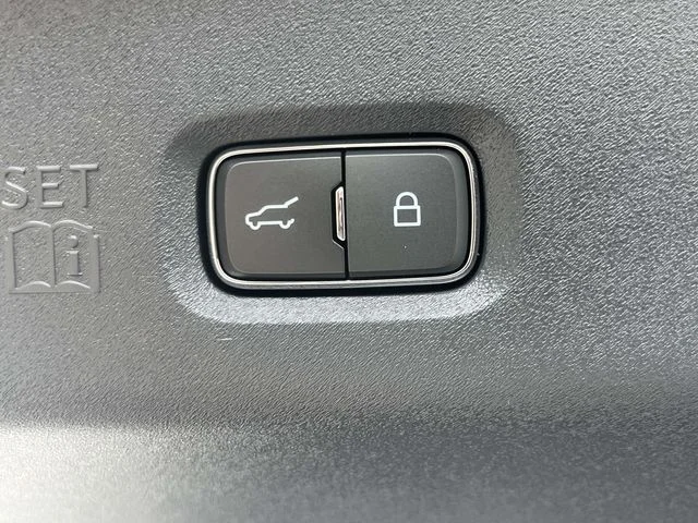 New 2027 Glacier Gray Metallic Tri-Coat Ford MAX Platinum image 8