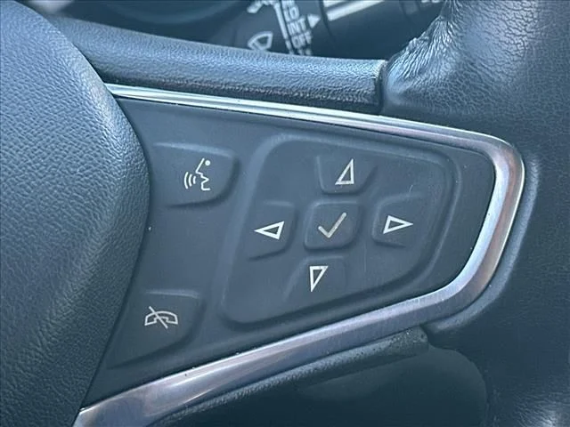 Used 2019 Silver Chevrolet LT image 25