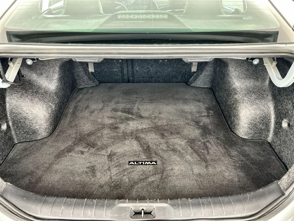Certified Used 2024 Silver Nissan 2.5 SR image 19