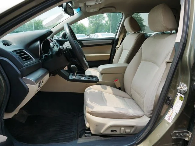 Used 2016 Green Metallic Subaru 2.5i Premium image 14
