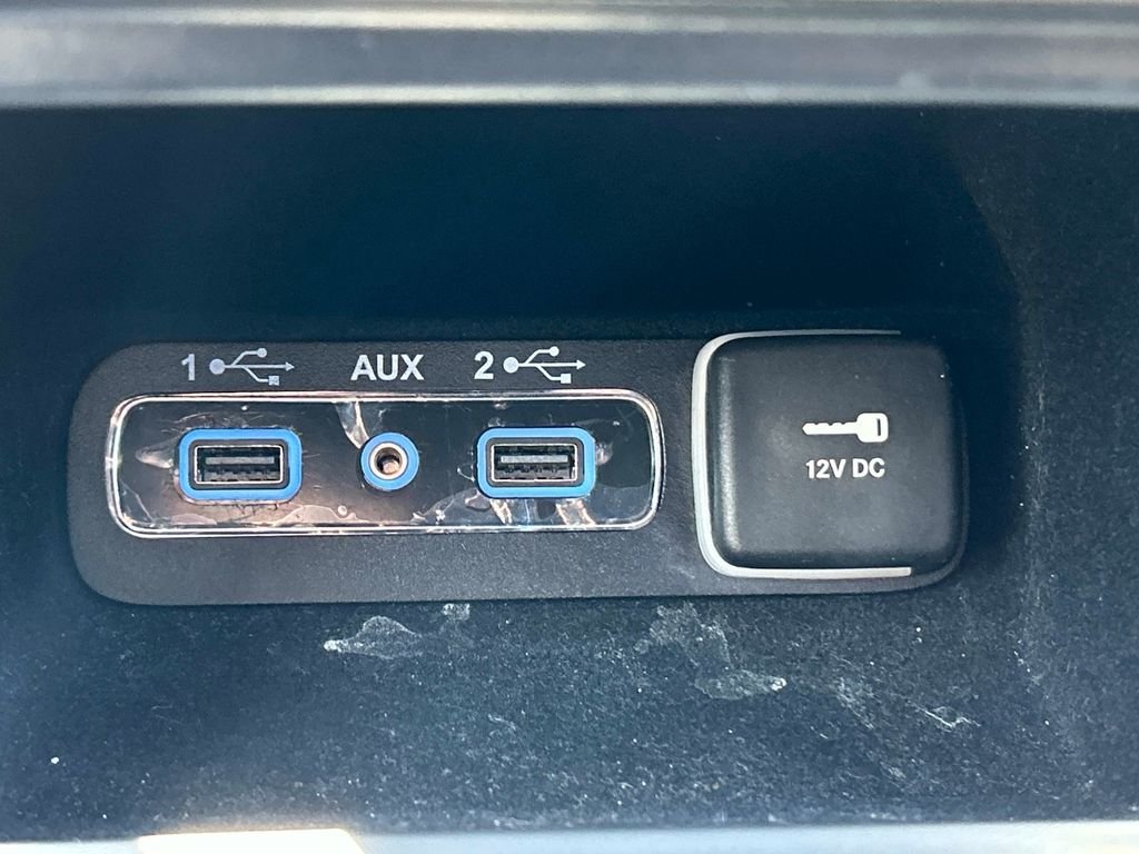 Used 2021 Black Jeep Laredo X image 24