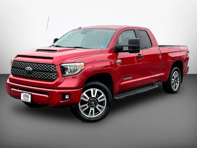 Used 2018 Red Toyota SR5 image 3