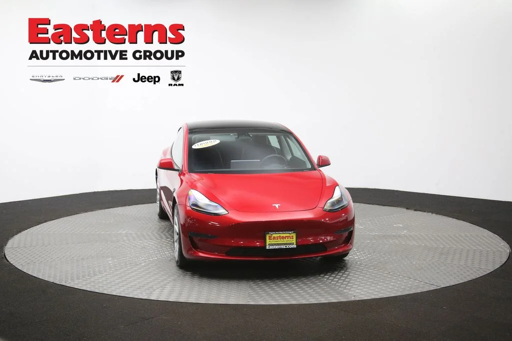 Used 2021 Red Tesla Standard Range Plus image 44