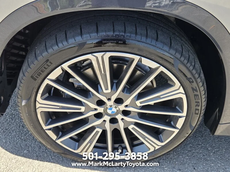 Used 2025 SPACE SILVER METALLIC BMW XDRIVE28I SPORTS ACTIVITY VEHICLE image 16