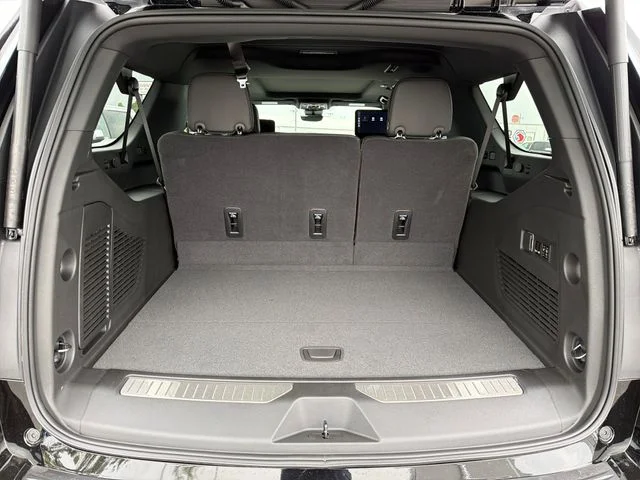 2026 GMC Yukon XL AT4 - Photo 24