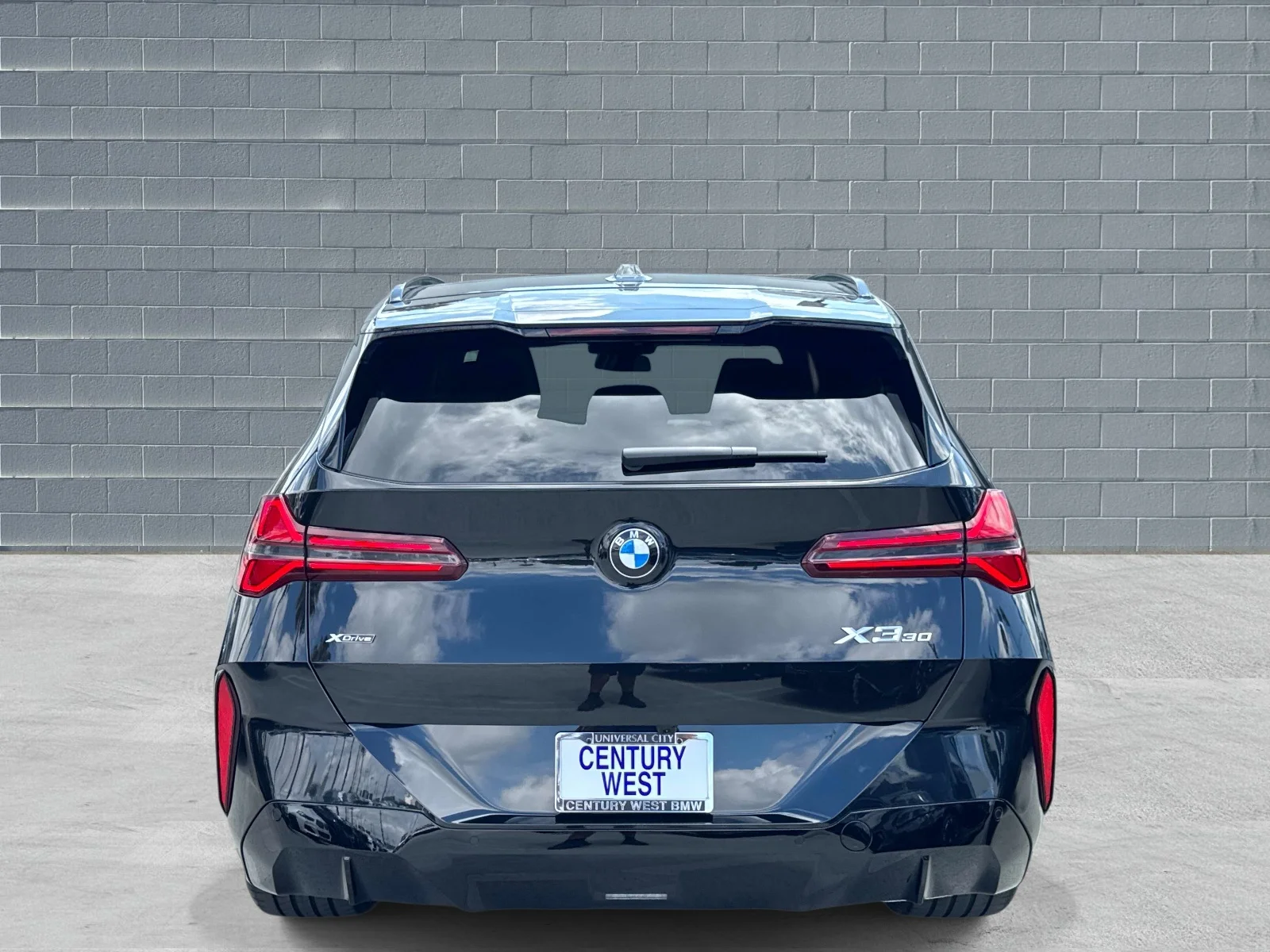 New 2026 Black Sapphire Metallic BMW 30 xDrive image 4