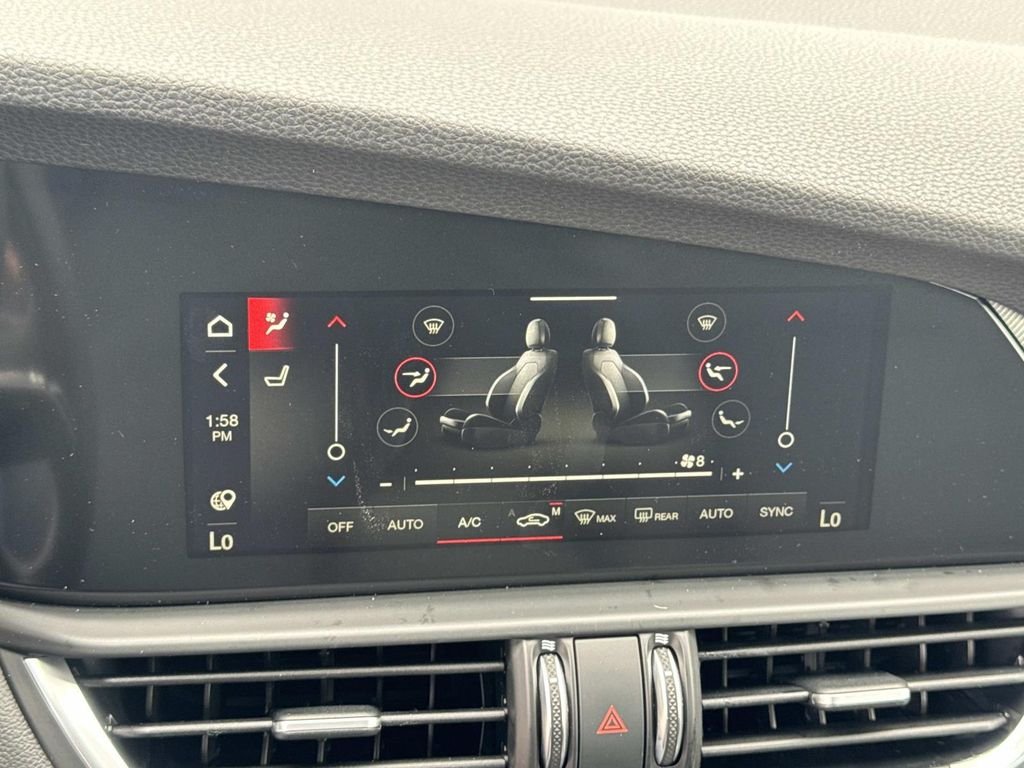 2026 Alfa Romeo Giulia Base - Photo 13