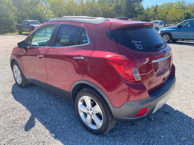 Used 2015 Red Buick Convenience image 3