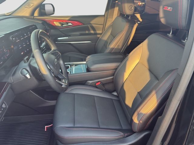Used 2025 Mosaic Black Metallic Chevrolet Z71 image 10