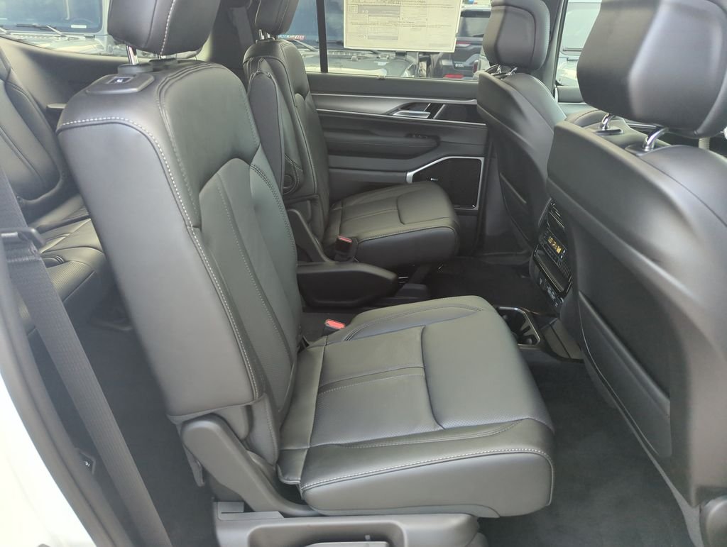 New 2026 Bright White Clearcoat Jeep Limited Reserve image 35