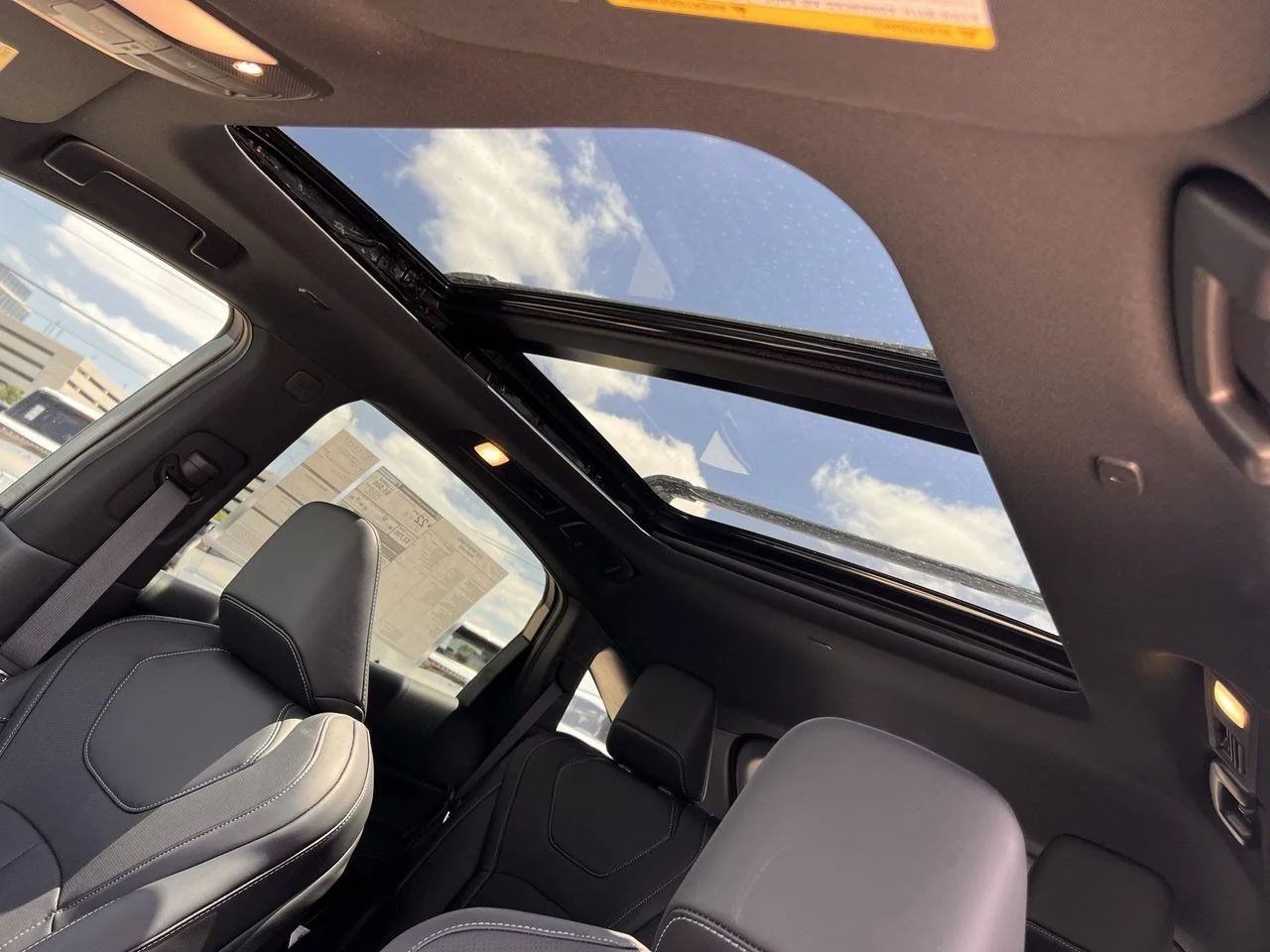 New 2027 GRAPHITE SHADOW INFINITI Sport AWD image 18
