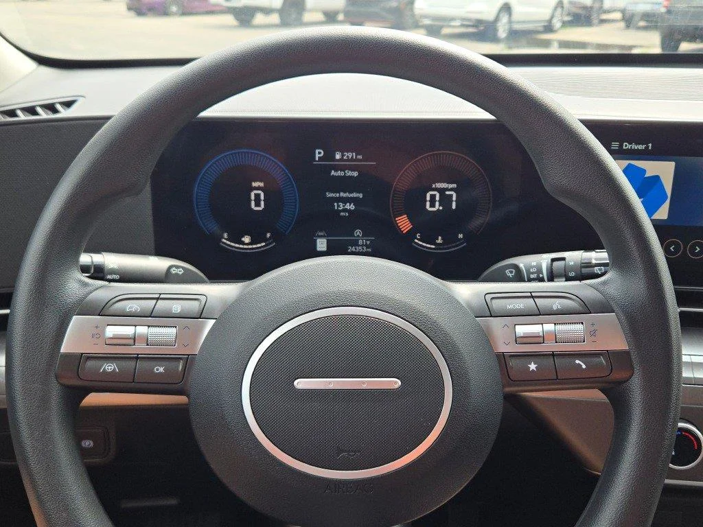 Used 2025 Ecotronic Gray Pearl Hyundai SE image 25