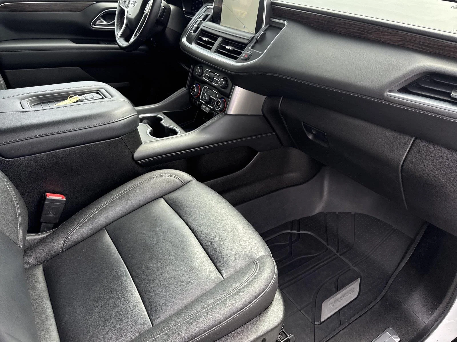 Used 2022 SUMMIT WHITE Chevrolet Z71 image 36