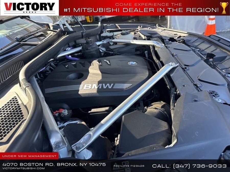Used 2024 White BMW xDrive40i image 33