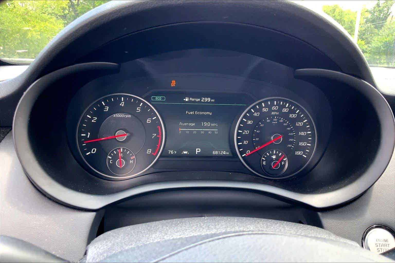 Used 2021 Snow White Pearl Kia GT2 image 24