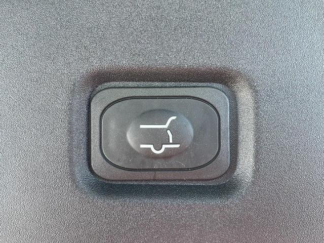 New 2026 Agate Black Metallic Ford Tremor® image 36