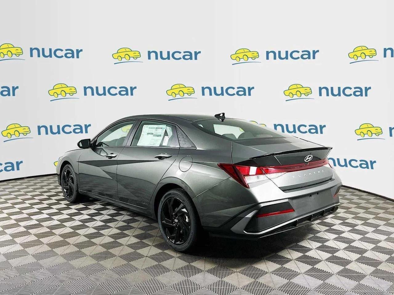 2026 Hyundai Elantra — photo 5